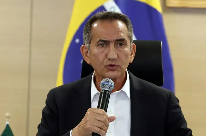 Ainda é impossível mensurar todos os danos do tornado, diz ministro