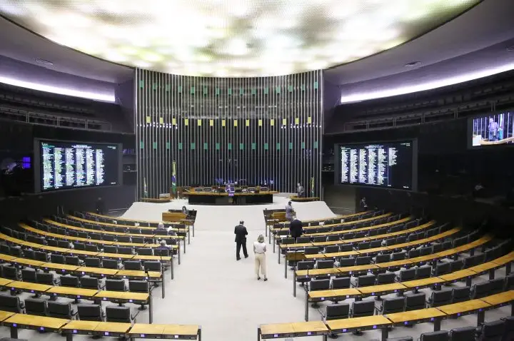 Câmara aprova cadastro sobre pessoas com deficiência para subsidiar políticas públicas de saúde; acompanhe