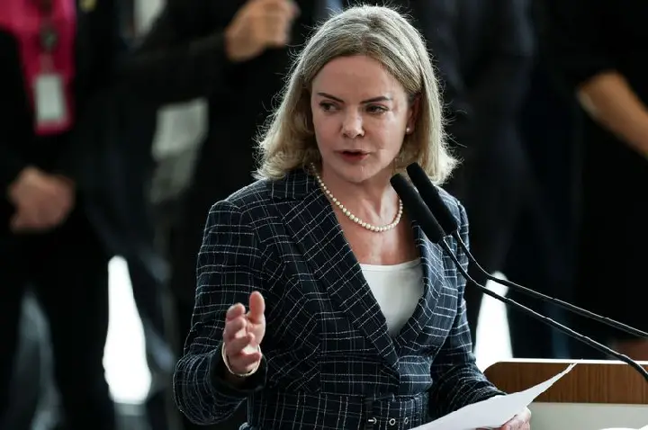 Derrite como relator do PL Antifacção contamina debate, diz Gleisi   