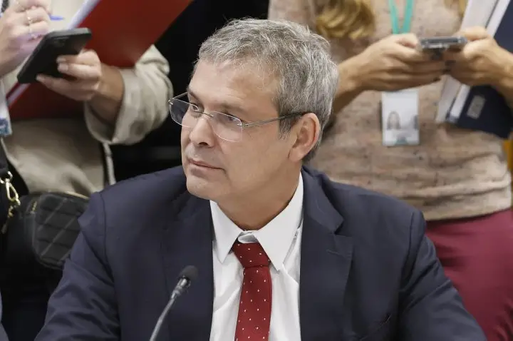 Líder do PT critica mudanças no projeto antifacção; relator diz que busca eficiência da polícia