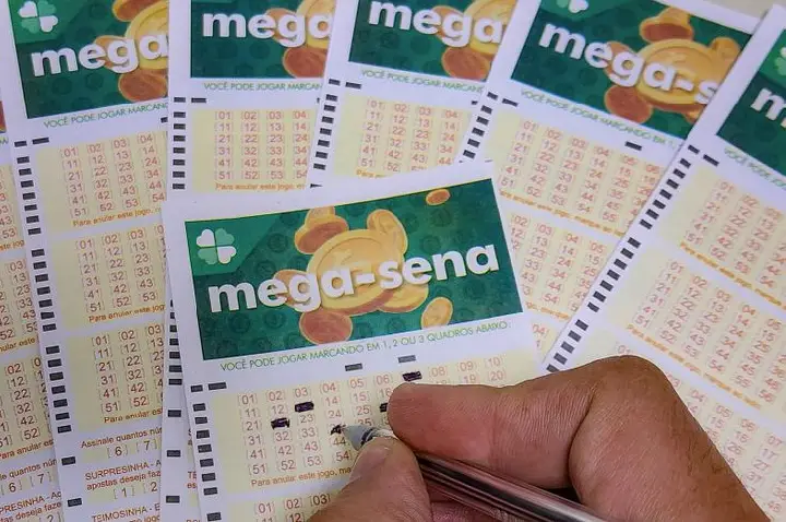 Mega-Sena acumulada sorteia R$ 55 milhões neste sábado