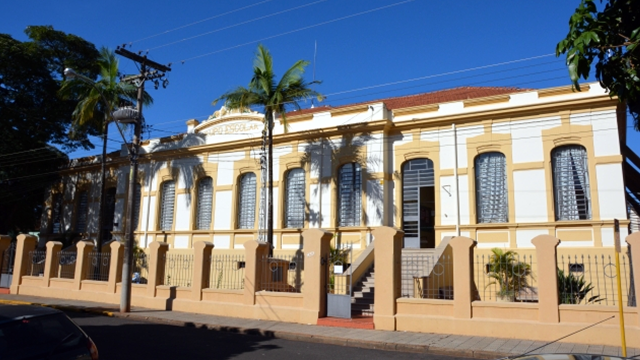 VOLTA ÀS AULAS DEIXA PAIS DE CRIANÇAS APREENSIVOS E COM DÚVIDAS EM LENÇÓIS