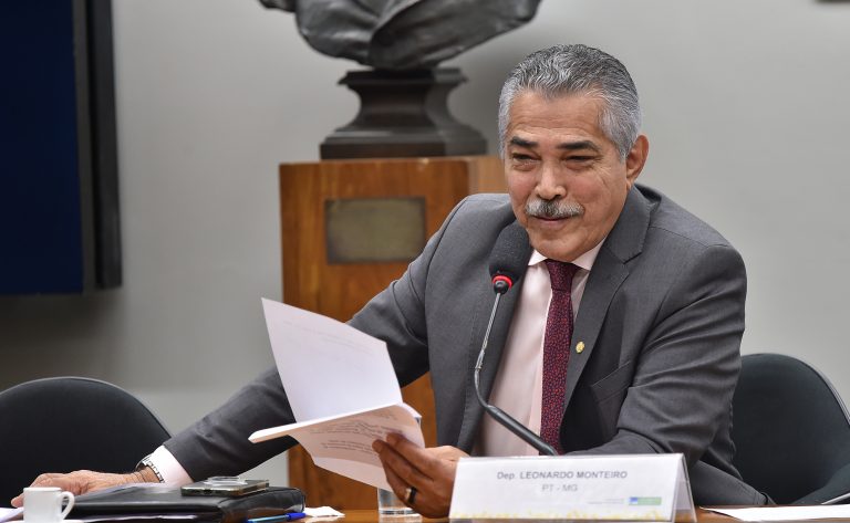 Comissões debatem novas relações de trabalho e o papel do Judiciário