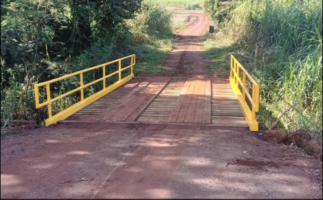 Prefeitura recupera ponte rural e reforça segurança para moradores e transporte escolar