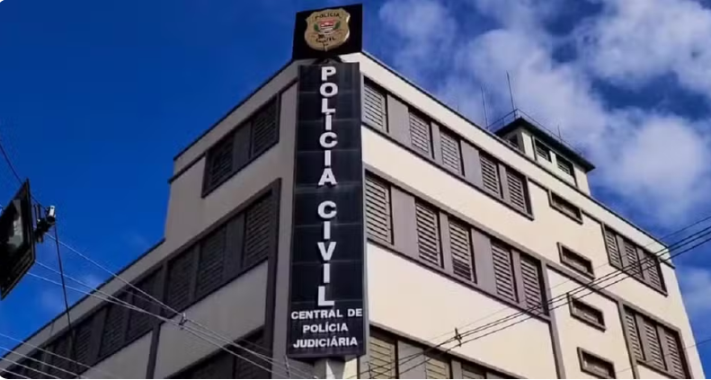 Adolescente em surto agride família e deixa pai de 69 anos em estado grave