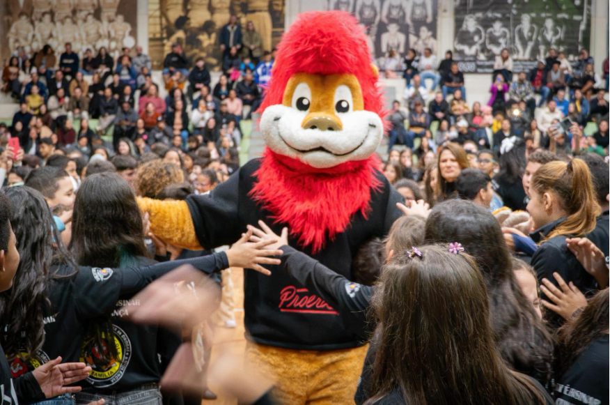 Proerd forma 500 alunos e celebra escolhas para um futuro melhor