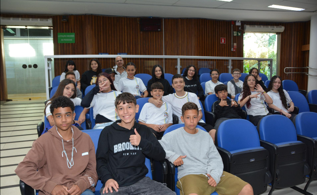 Da sala de aula para o gabinet
