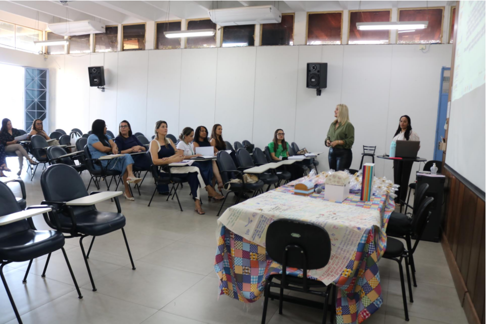 Seminário em Lençóis Paulista reúne professores para compartilhar boas práticas na Educação Infantil
