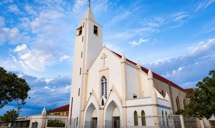 Bauru celebra Dia de Nossa Senhora Aparecida com missas, carreata e procissão nesta segunda-feira