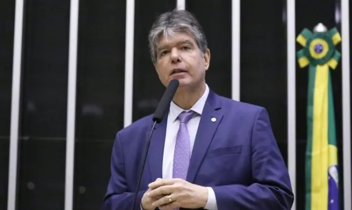 Comissão aprova projeto que amplia penas para o crime de bullying