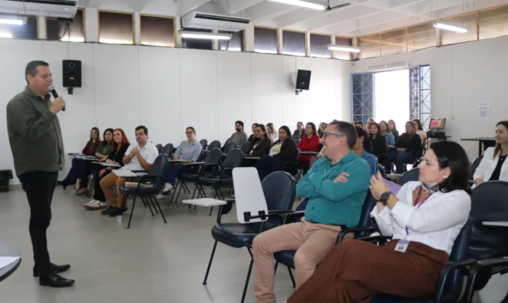 Novos estagiários da Educação são recebidos em cerimônia em Lençóis Paulista