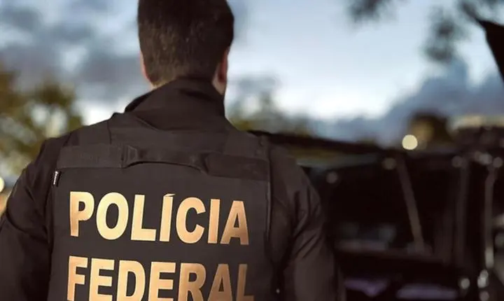 PF apreende 100 kg de droga que iriam para o Complexo do Alemão