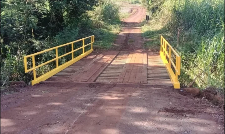 Prefeitura recupera ponte rural e reforça segurança para moradores e transporte escolar